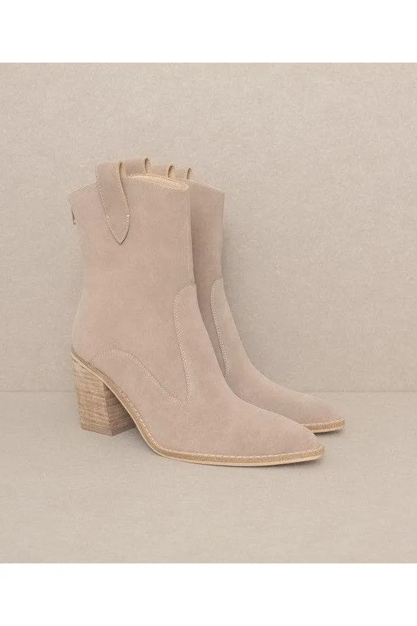 OASIS SOCIETY Tara - Two Paneled Western Boots