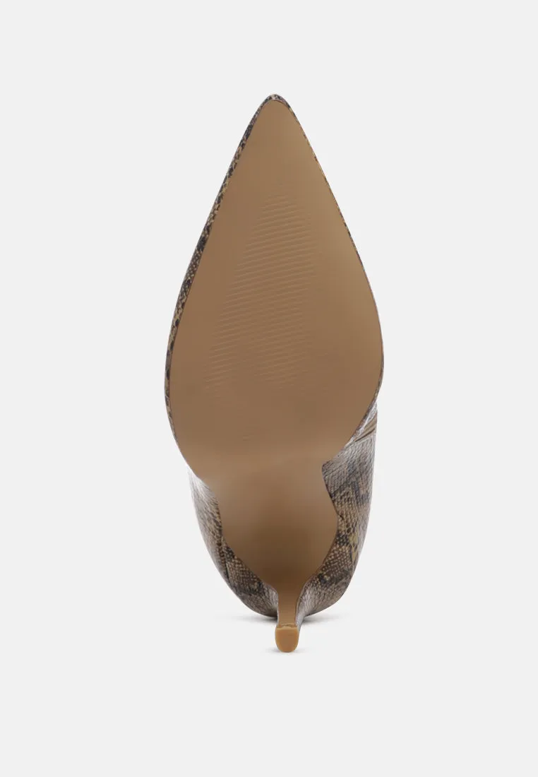 Pointed toe stiletto high ankle boots