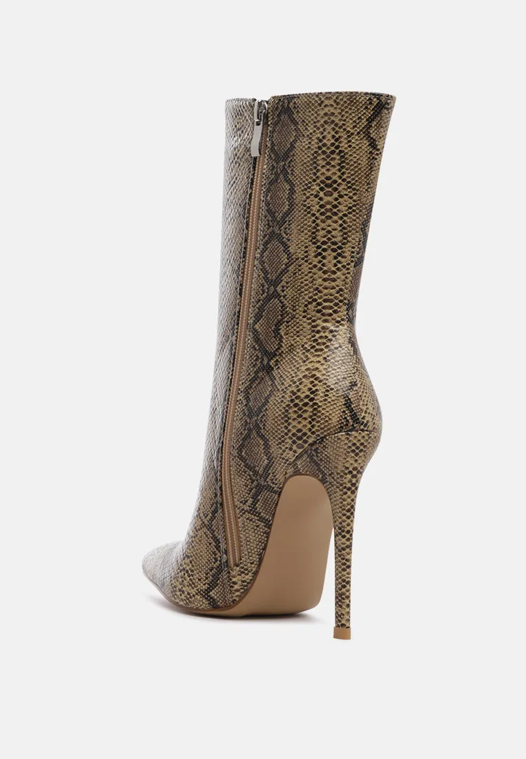 Pointed toe stiletto high ankle boots