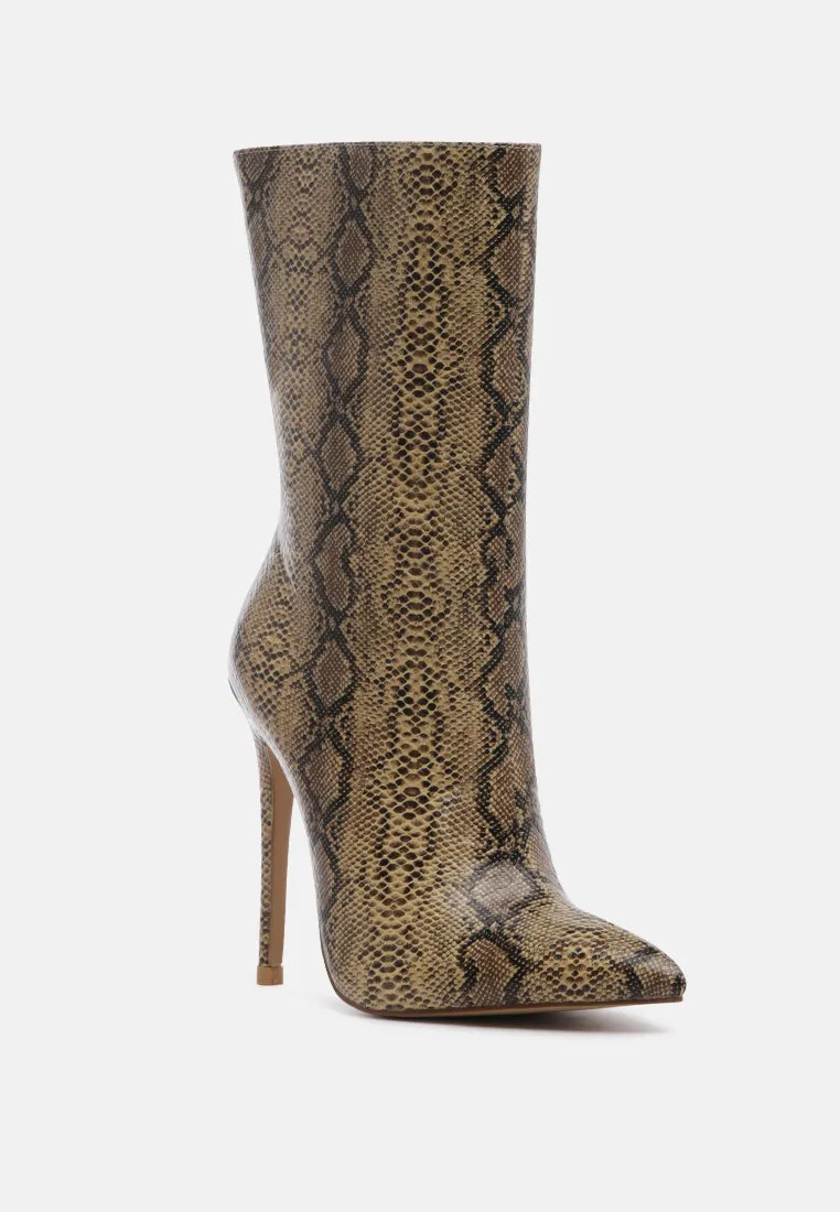 Pointed toe stiletto high ankle boots